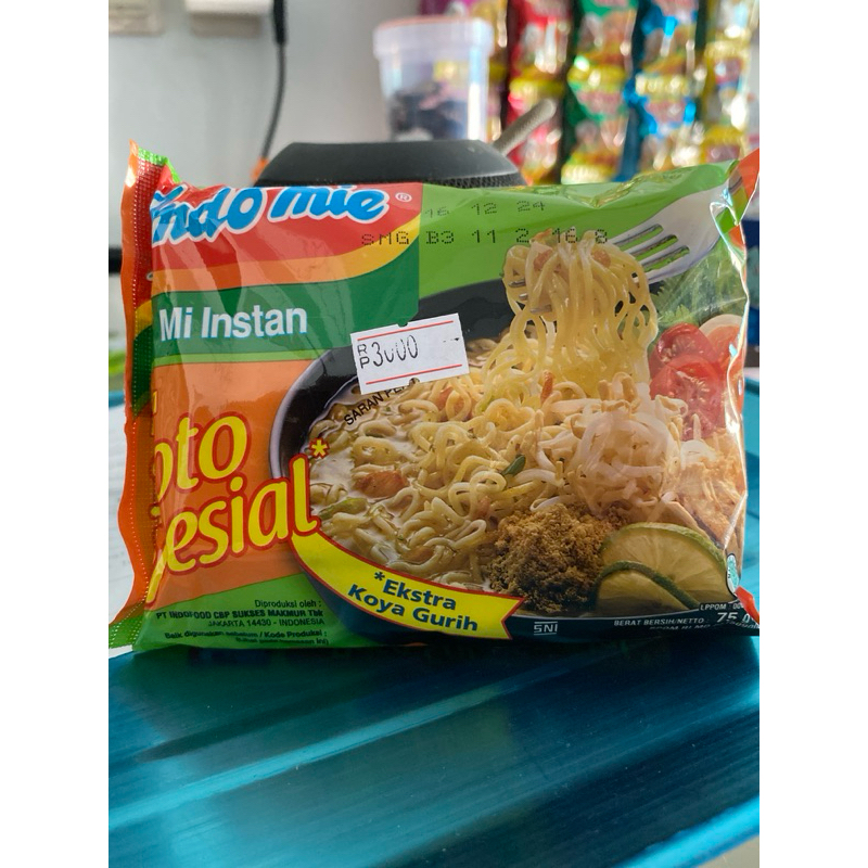 

Indomie Kuah Soto spesial