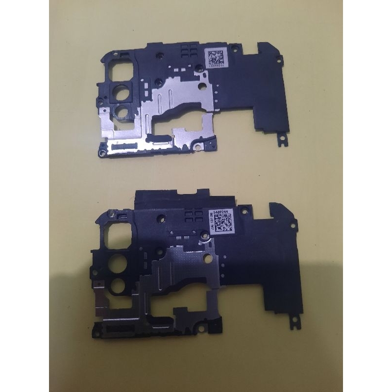 tutup mesin realme 3