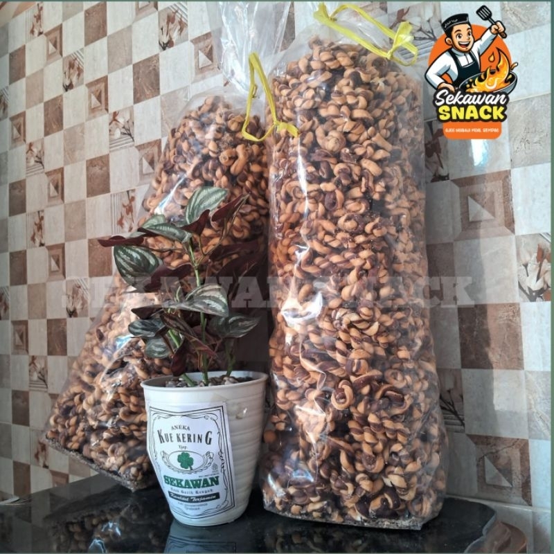 

KUE TAMBANG UNTIR CEMILAN MANIS GURIH 1,5KG