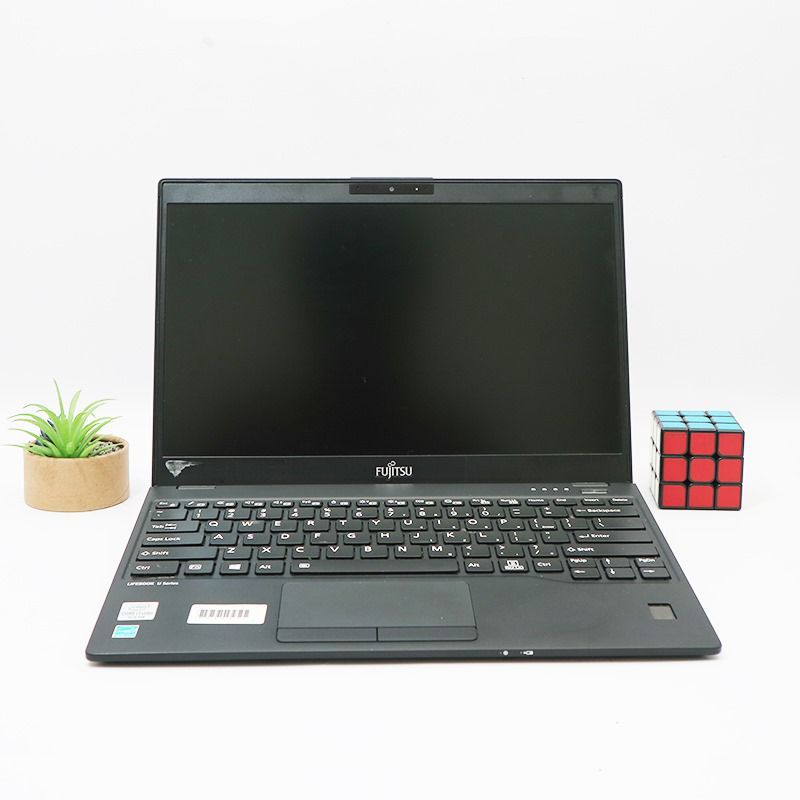 FUJITSU U939 ULTRA SLIM C-I7 GEN 8