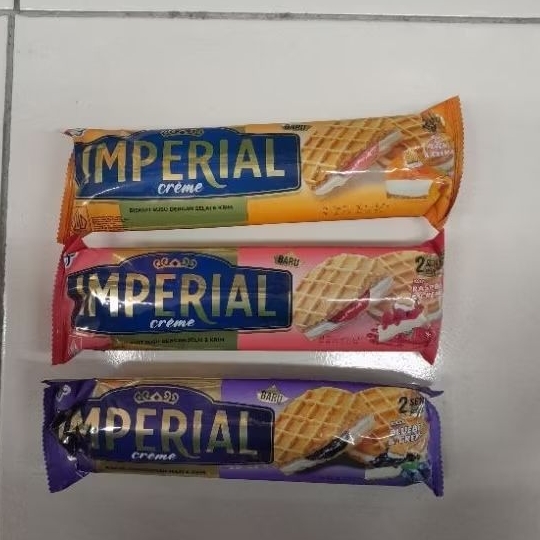 

Imperial biskuit wafer susu selai cream Raspberry / Peach / Blueberry 108gr