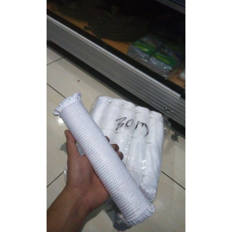 

KODE O97L TALI MARLON PRAMUKA 3 METER HARGA SATUAN