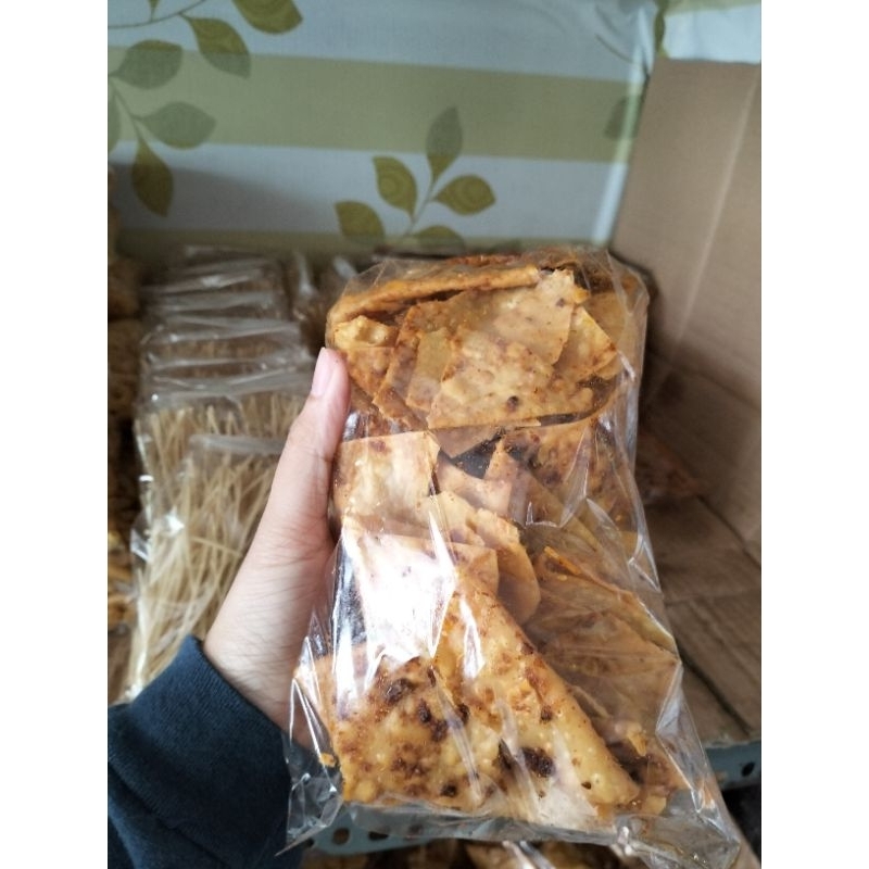 

KERUPUK PANGSIT JAJAN PEDES