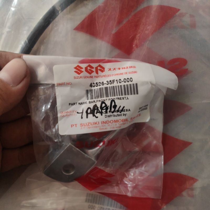 footstep belakang gsx 150, satria fu f1 ori suzuki (kiri)