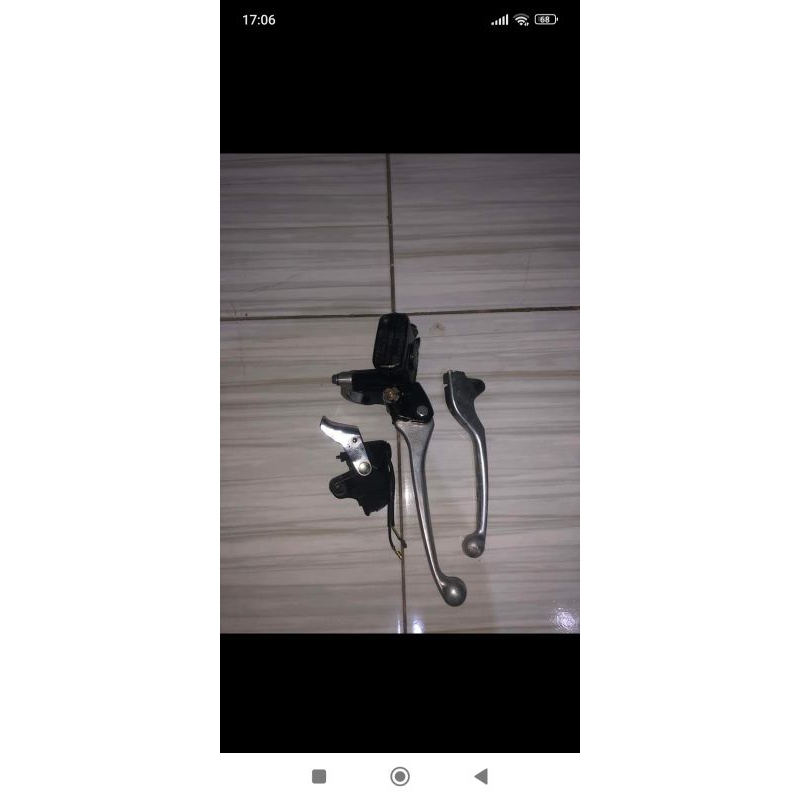 master rem kiri kanan honda beat kiri kanan plus dudukan handel kiri  master rem kiri kanan buat rob