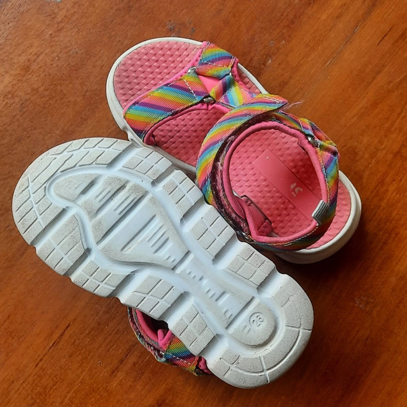 Preloved sendal skechers