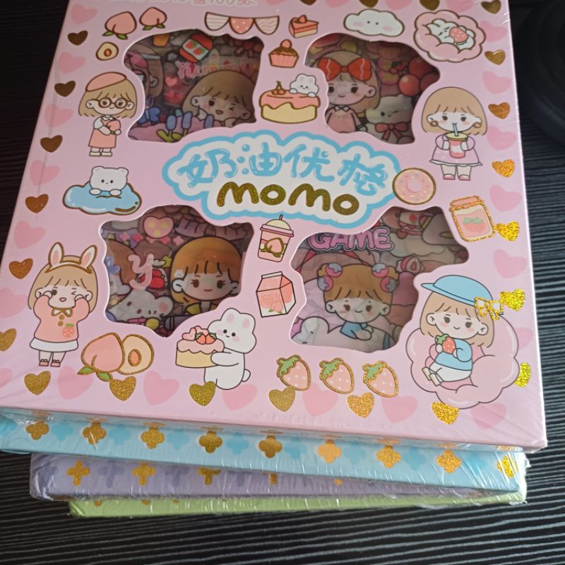 

(1 box) stiker momo