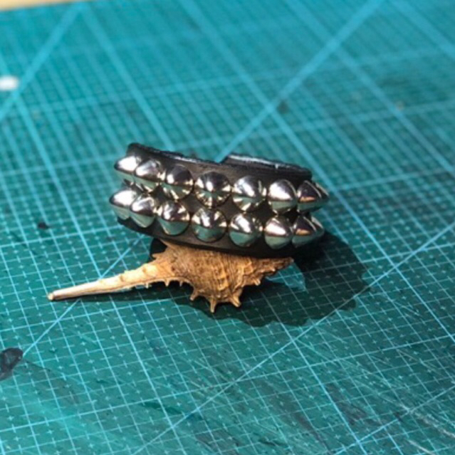 Gelang Kulit punk rock 2 baris stud buckle premium