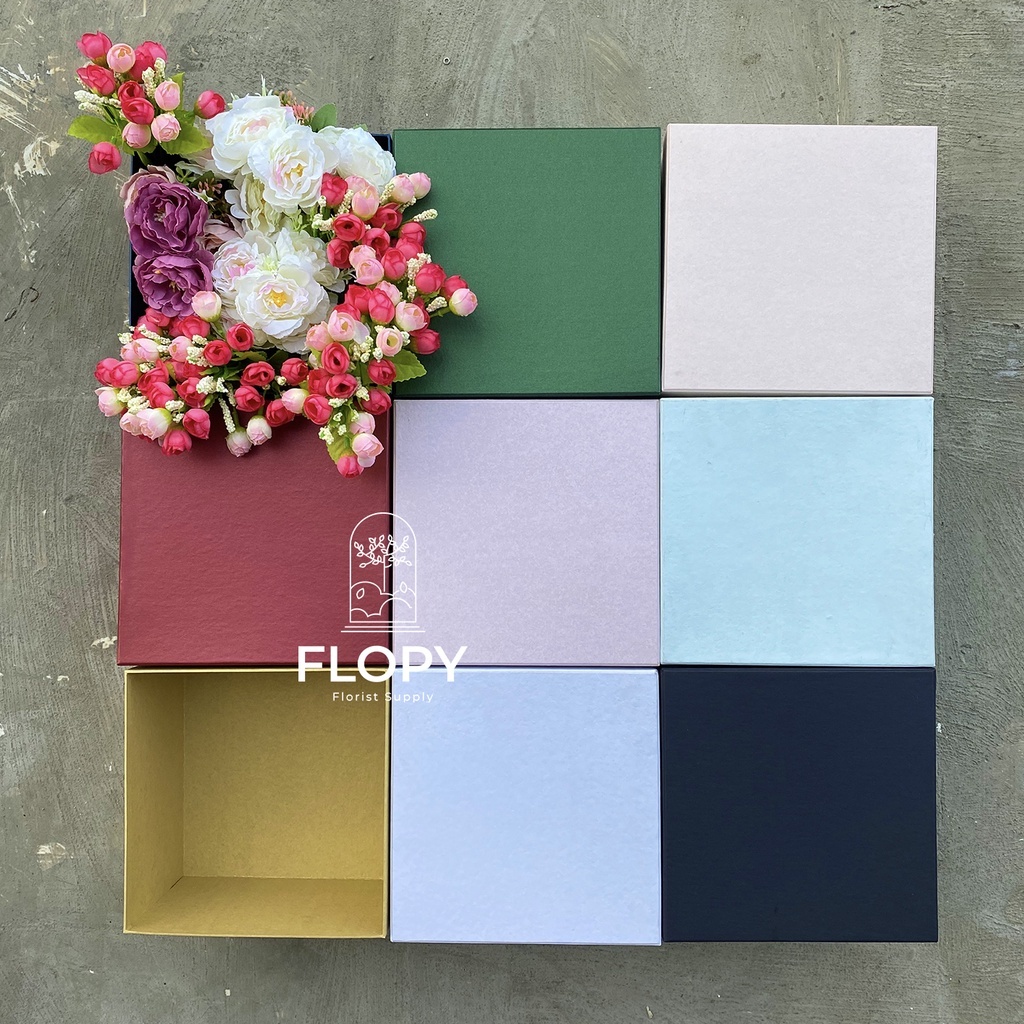 

[ 20 CM x 20 CM & 25 CM x 25 CM ] Bloom Box Kotak Kotak Bunga