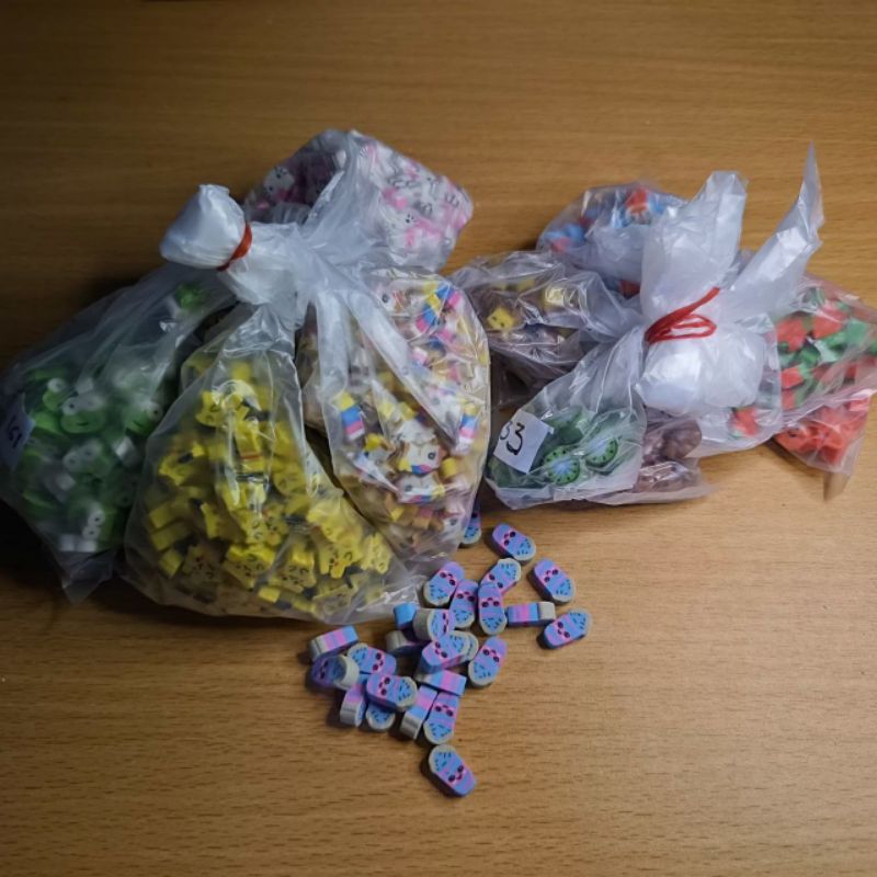 

PENGHAPUS MINI KARAKTER RANDOM HARGA SATUAN