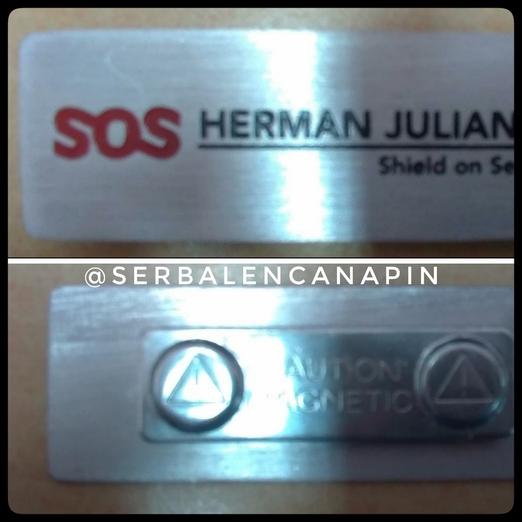 

Name Tag SOS - Security Keamanan Satpam Cleaning Service Parking Satpol (Custom Sesuai Pesanan) - Tanpa Minimal Order