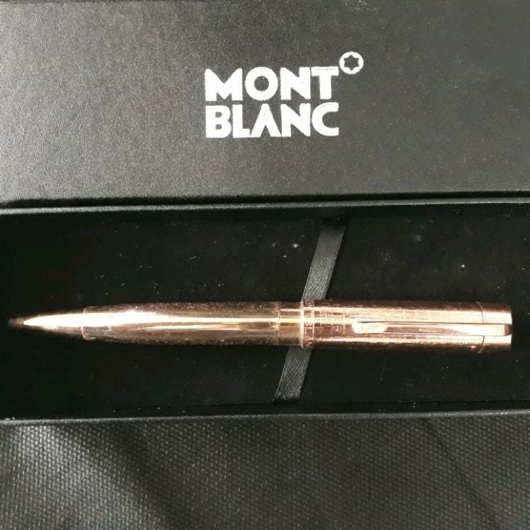 

Bollpoint Keren Mewah Pulpen Exlusive MBLNC Full Gold Polish Gratis Box Exlusive