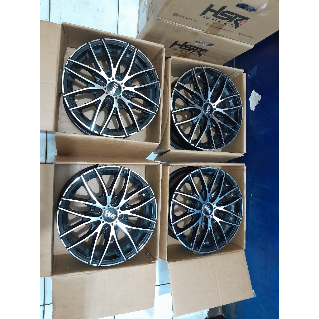 velg bekas racing hsr type kccx r15 lobang 8 buat mobil sigra jazz brio avanza dll
