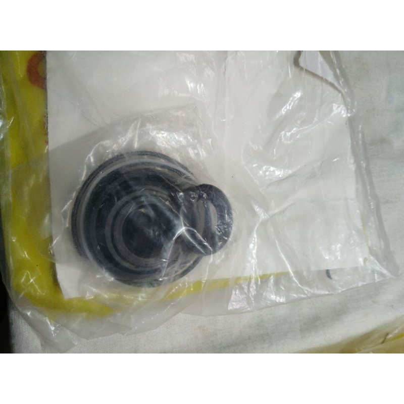 seal gear box stir isuzu panther 2300cc 2500cc