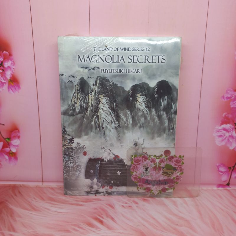 Buku Novel Magnolia Secrets by Fuyutsuki Hikari