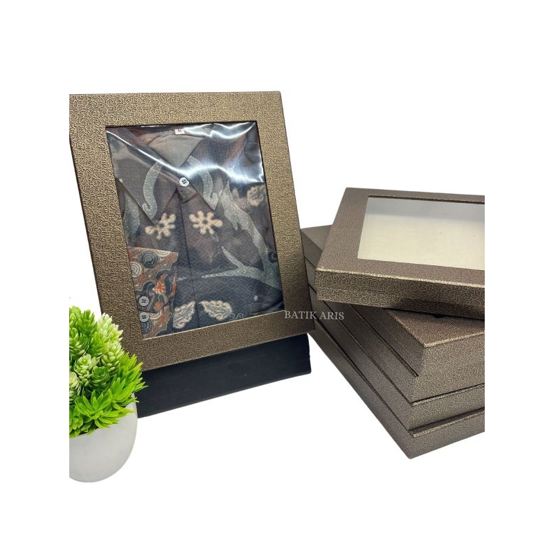 

Box Karton Mika / Hard Box / Box Seserahan