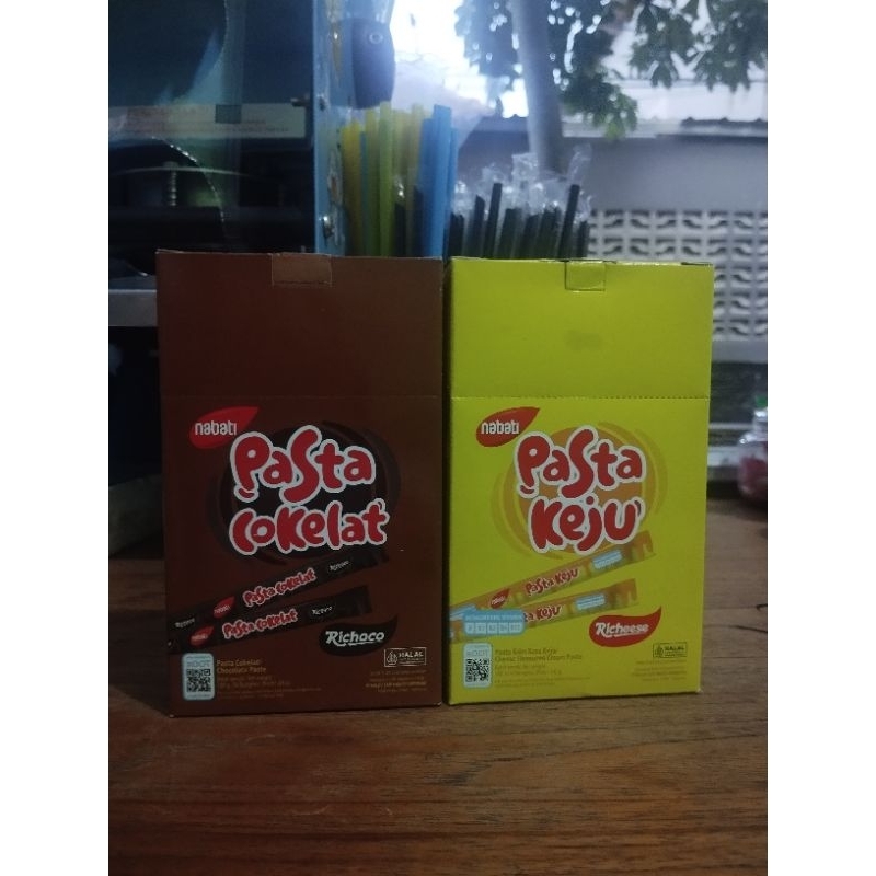 

RICHEESE NABATI PASTA KEJU & PASTA COKLAT ISI 30 PAK 180 GRAM