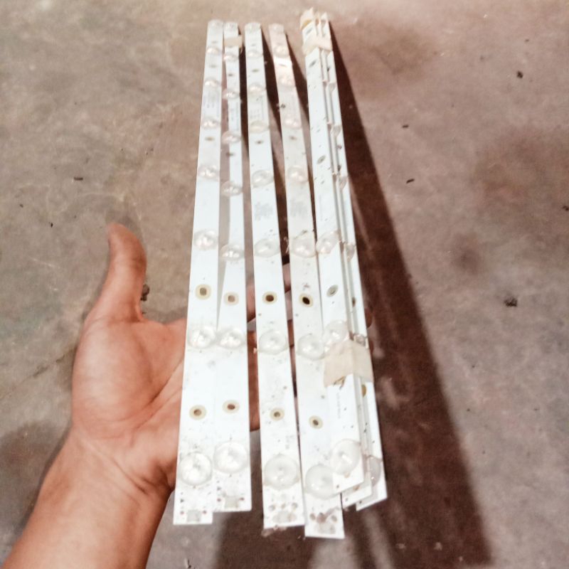 lampu backlight tv Polytron Samsung LG Sharp thosiba panasonic 32 in semua tipe seri bisa custom / b