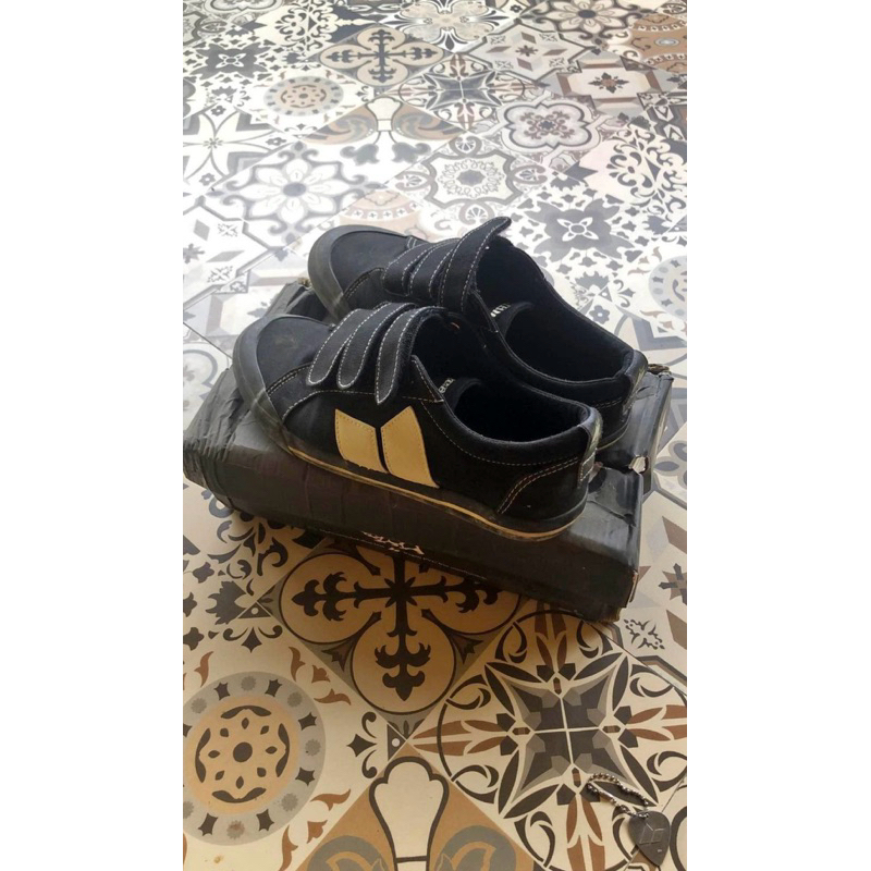 macbeth eliot velcro