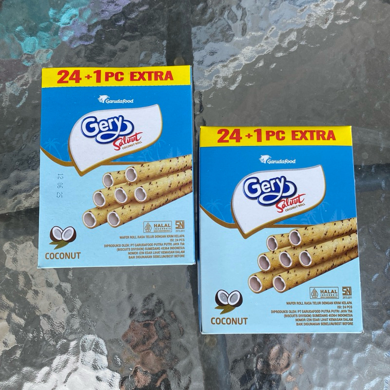 

Gery Saluut coconut roll 1 pack isi 25 pcs