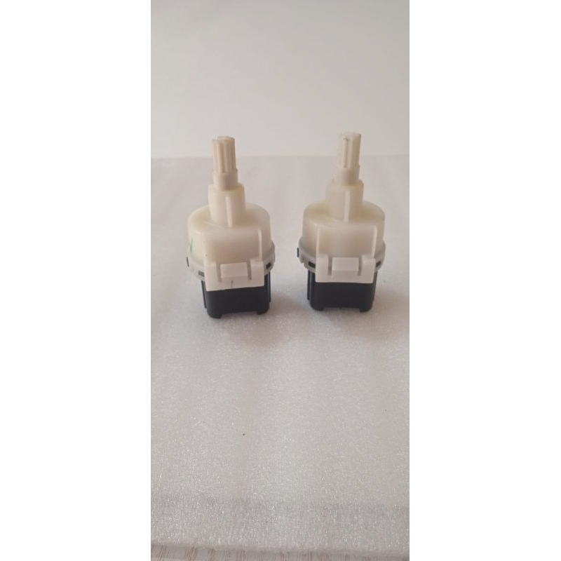 saklar switch putaran AC mobil Suzuki Ertiga original
