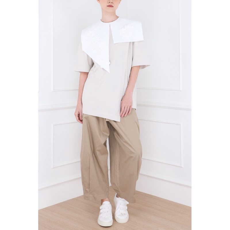 MASSHIRO&CO. x RAMA DAUHAN White Ruru Asymmetrical Bib Collar