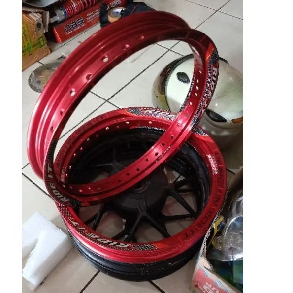 velg R14 T shape