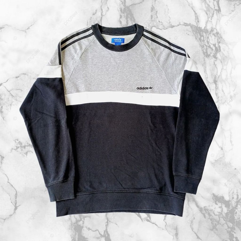 CREWNECK ADIDAS ORIGINAL, THREETONES, SIZE M-L (SECOND BRANDED) CN159