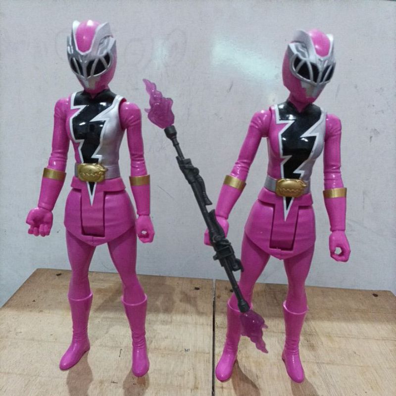 Power Rangers dino fury rangers pink ori 29cm