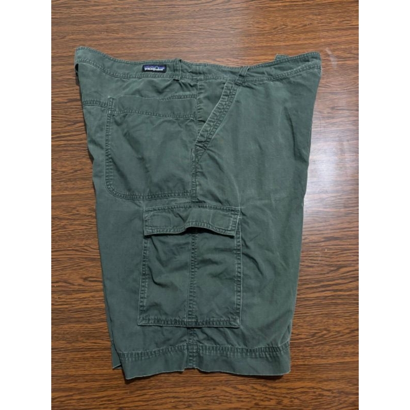 celana pendek Patagonia