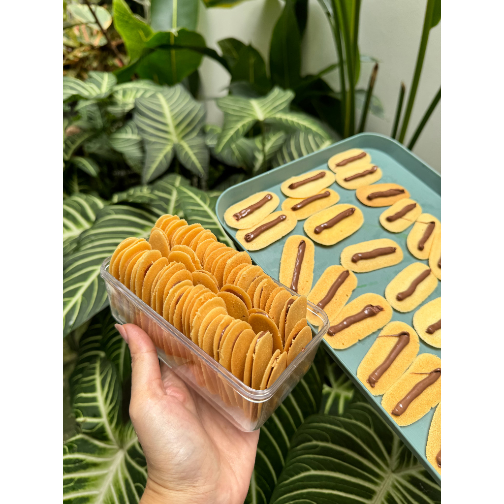 

Lidah Kucing / Lidah Miaww Premium Wysman by Bund Cookies