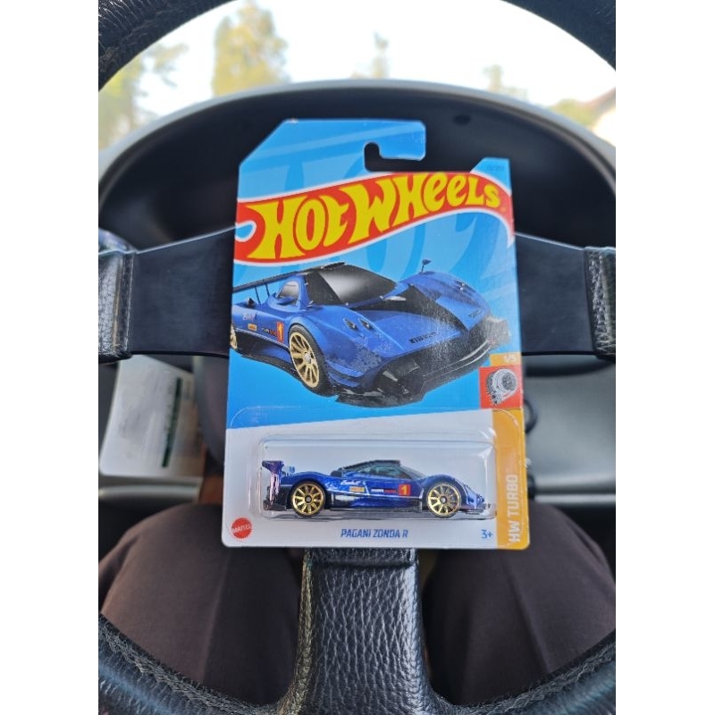 Hot Wheels Pagani Zonda R Biru