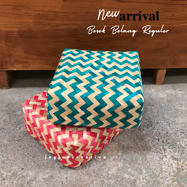 BESEK BATIK 20x20 cm Warna Belang/ besek batik/ Berkat Untuk Pesta Nasi Hantaran Kue Warna Cantik Be