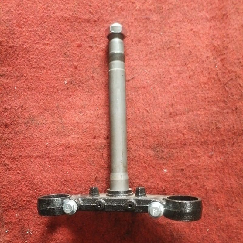 segitiga bawah Byson