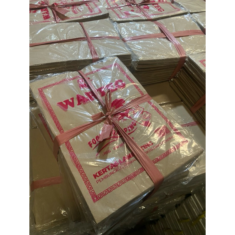 KERTAS NASI WARTEG MERAH @ 1ikat  100 lembar x 10 pak