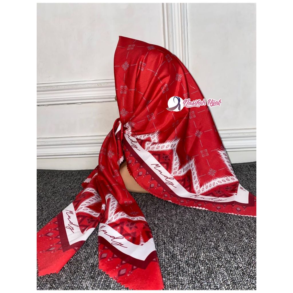 Nasifah Hijab- Jilbab Segi4 Merah Putih Agustusan Indonesia  Hijab Segi Empat Voal Motif Kemerdekaan