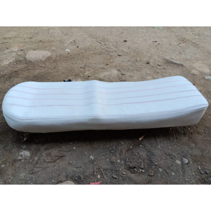 Jok Custom British, Jok motor custom, jok british, jok murah,Jok motor clasic