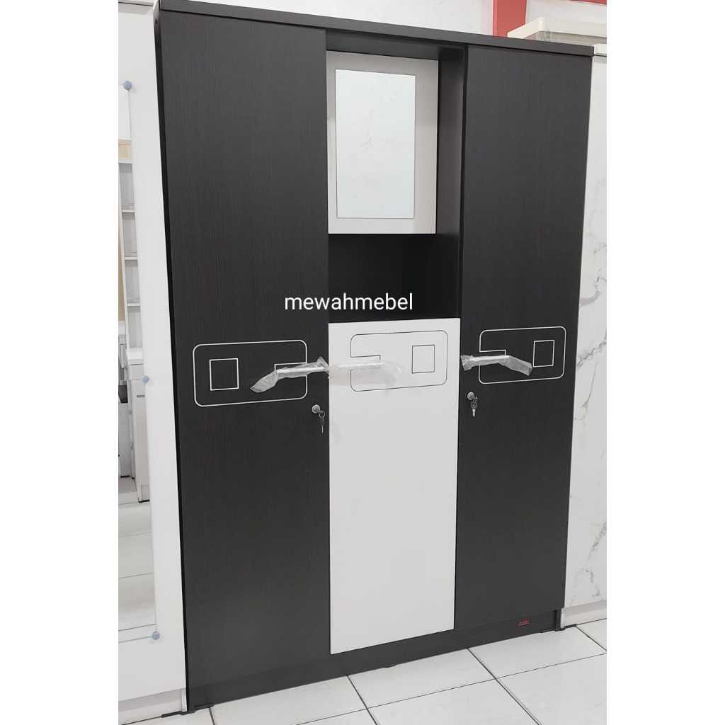 lemari pakaian 3 pintu hitam / lemari baju 3 pintu