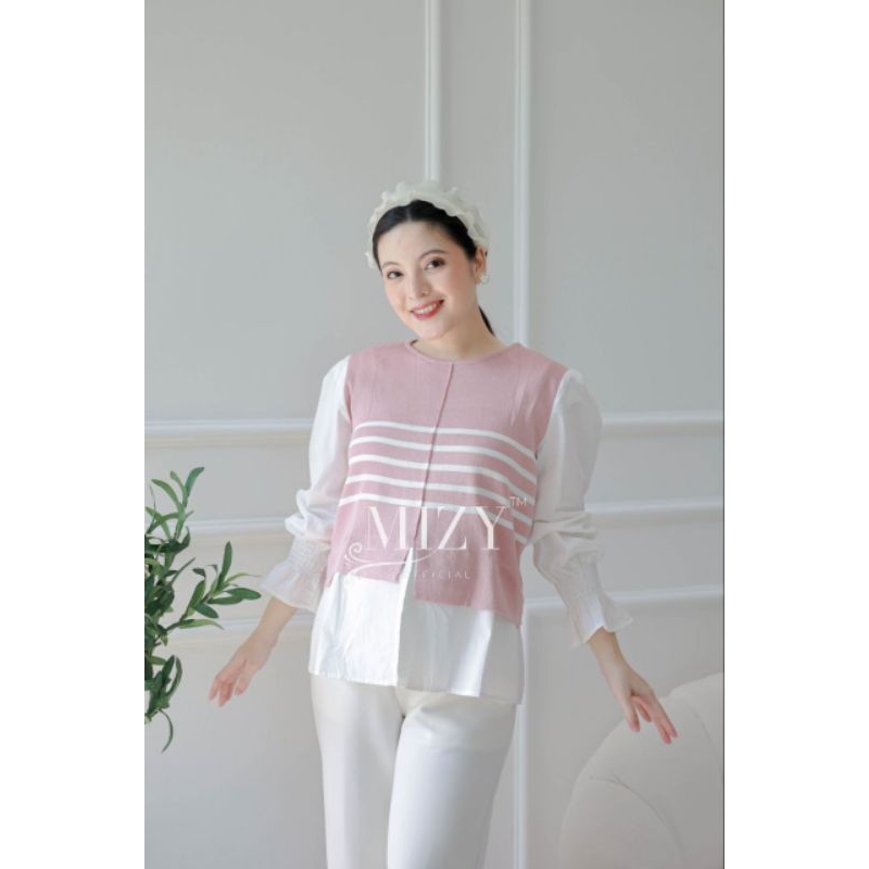 JOILA TOP KNIT Atasan Blouse Wanita Lengan Panjang Blus Warna Putih Bahan Linen Rajut Rib Hitam Moti
