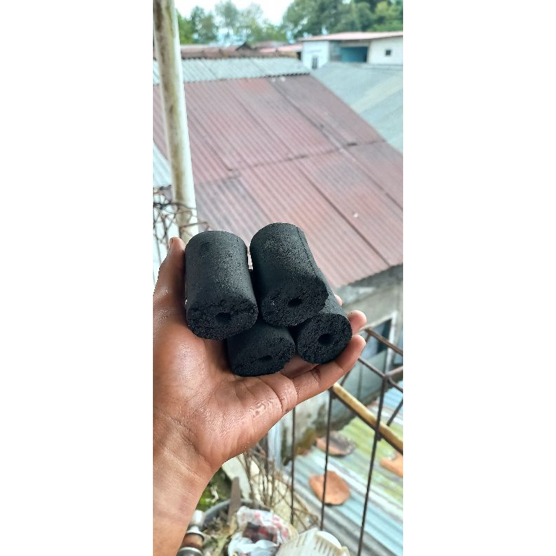 briket arang batok kelapa bbq/bebakaran beli 1 pack gratis 1pack