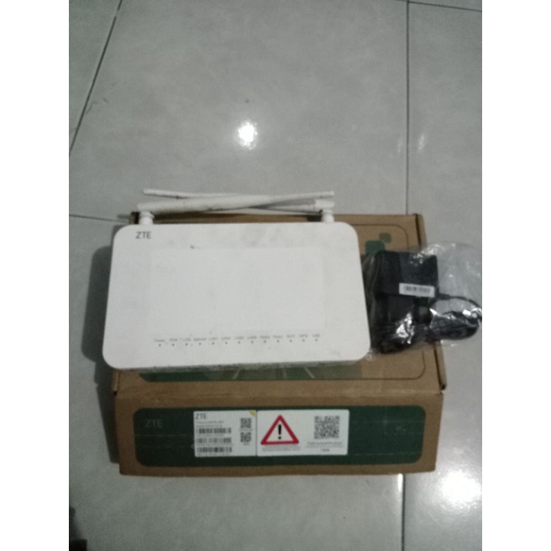 modem  ZTE v3 fulset bekas pemakian