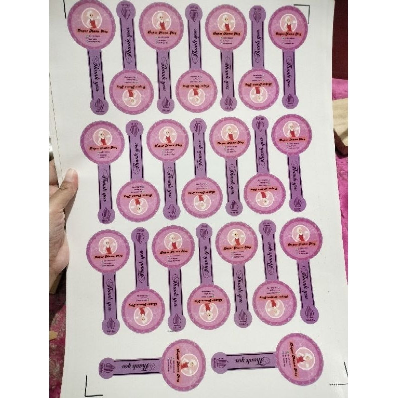 

CETAK STIKER OLSHOP DAN CUTTING
