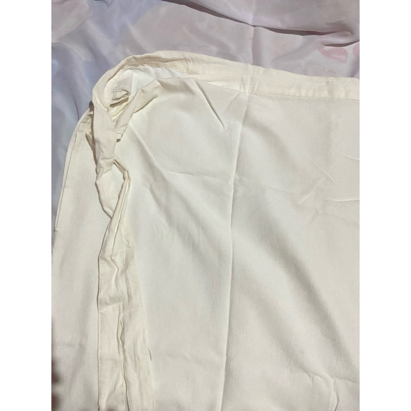 PRELOVED Rok Lilit warna putih tulang Amoira