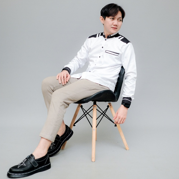 EL Rumi | Baju Koko Pria Lengan Panjang Motif Adidis