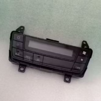 panel ac digital Avanza 2019