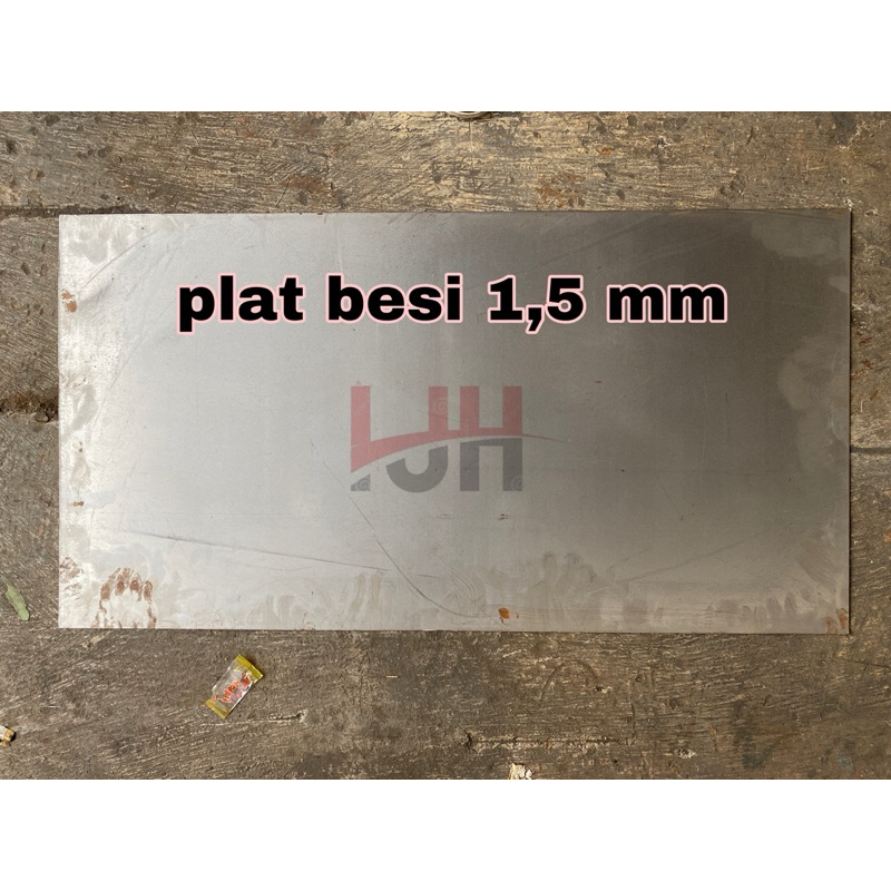 Plat besi tebal 1,5mm . Plat eser hitam. lebar mulai dari 60cm.