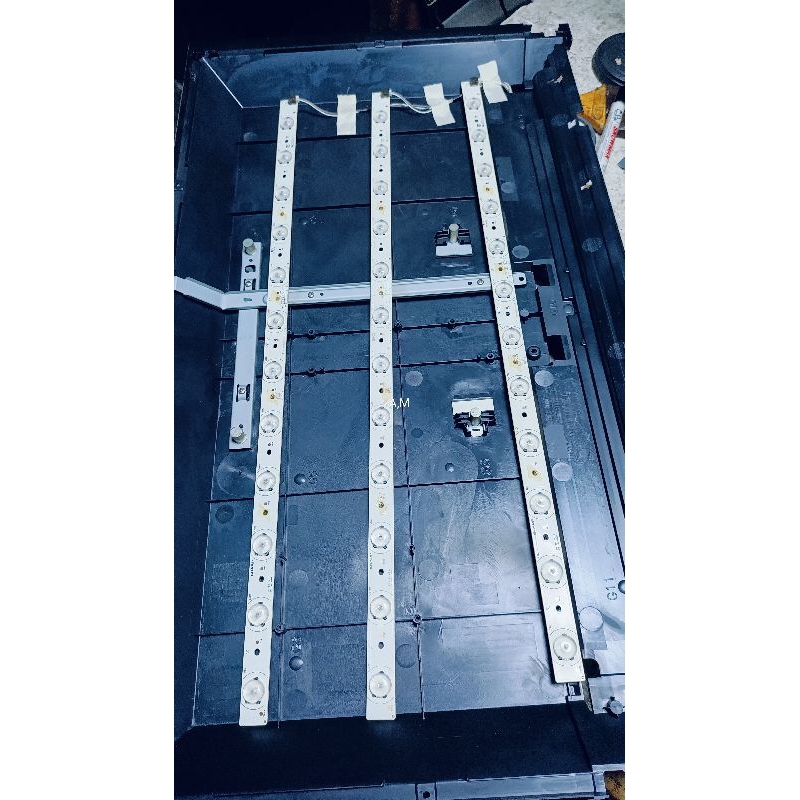 BL BEKLAIK TV LED TOSHIBA 32PU200EJ