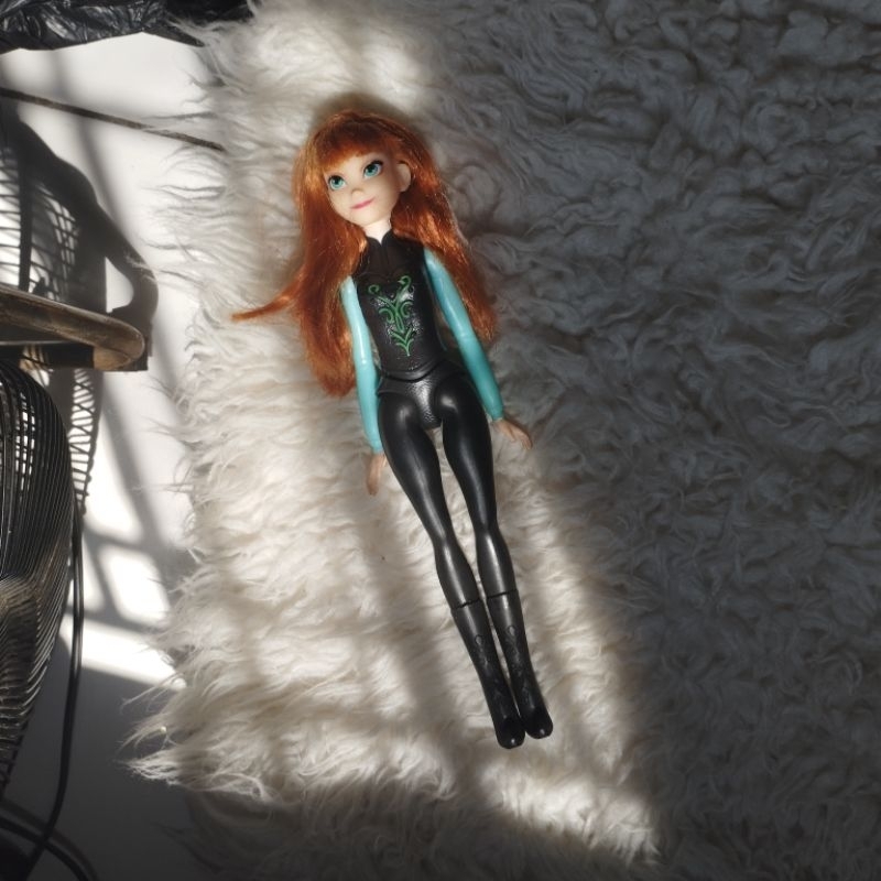 Boneka Barbie Anna Frozen Original Hasbro