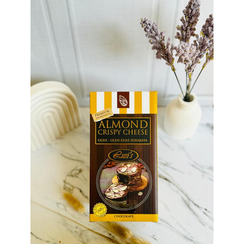 

Almond Crispy Cheese by Lusi's Original Chocholate Greentea