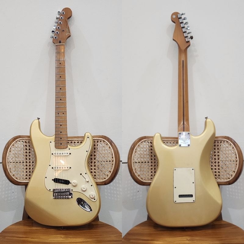 GITAR FENDER STRATOCASTER ANNIVERSARY 60TH DIAMOND SERIES